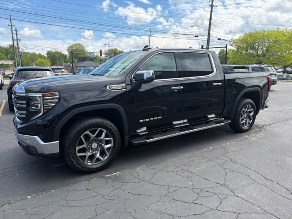 Used 2026 GMC Sierra 1500 SLT Truck Crew Cab