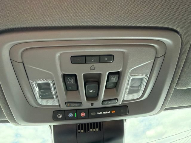 2025 Chevrolet Silverado 2500HD LTZ - Photo 22