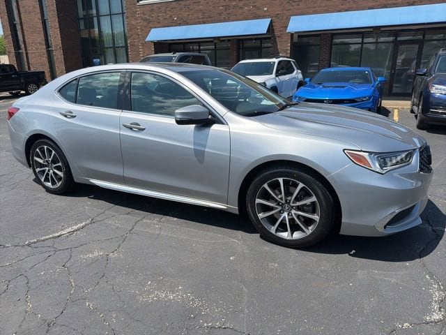 2018 Acura TLX 3.5 Auto Technology Package's photo