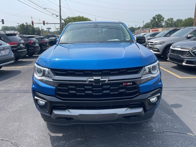 2022 Chevrolet Colorado Z71 photo 2