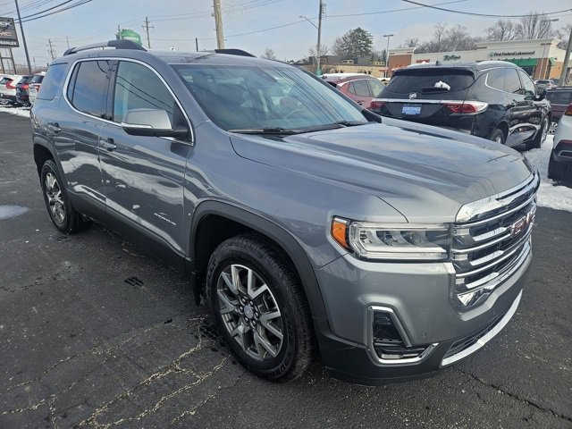 2021 GMC Acadia SLE's photo