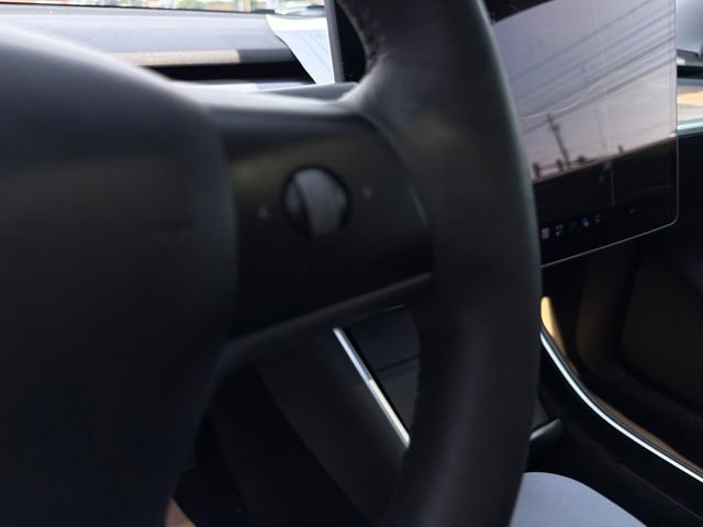 2021 Tesla Model Y Long Range - Photo 24