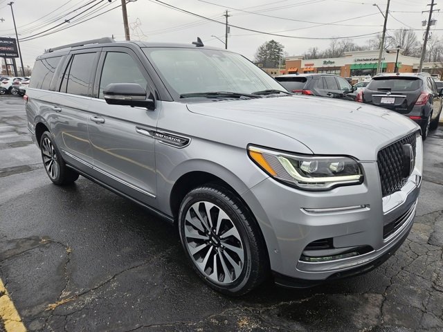 2022 Lincoln Navigator Black Label L's photo