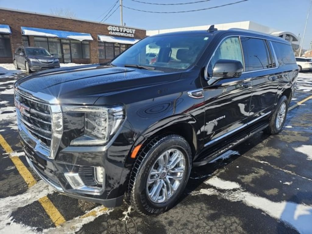 Used 2022 GMC Yukon XL SLT SUV