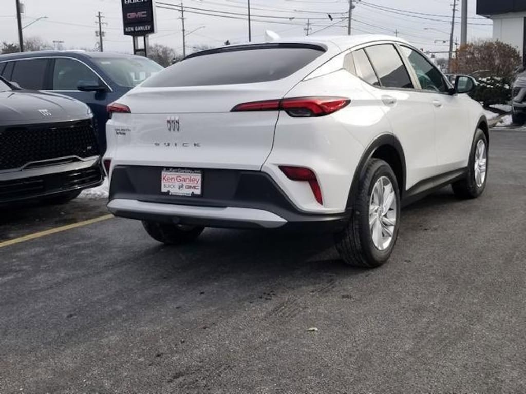 New 2026 Buick Envista Preferred SUV