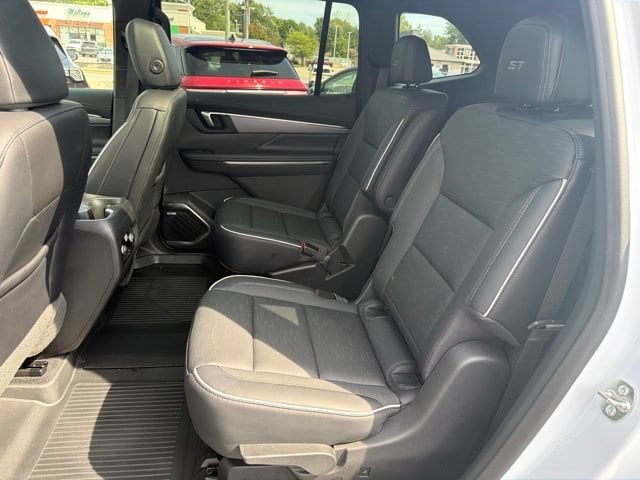 2026 Buick Enclave Sport Touring - Photo 14