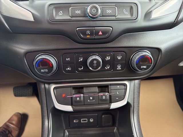 2023 GMC Terrain SLE - Photo 21