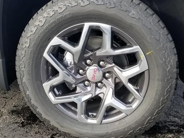 2026 GMC Sierra 1500 SLT - Photo 13