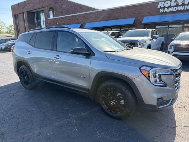 2024 GMC Terrain AT4 AWD's photo