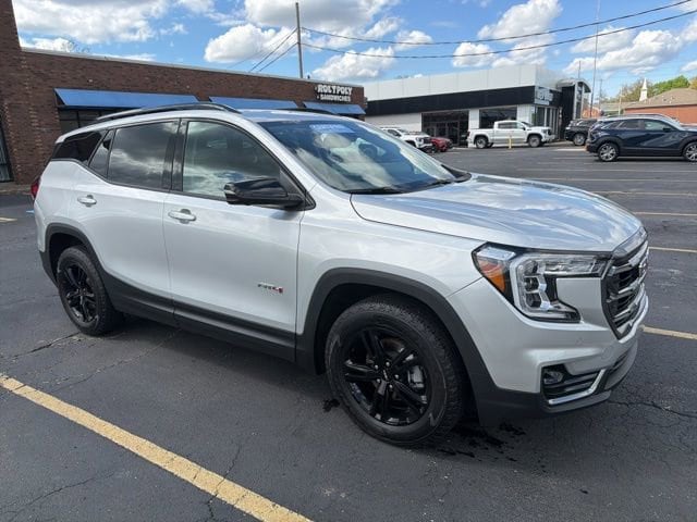 2022 GMC Terrain AT4