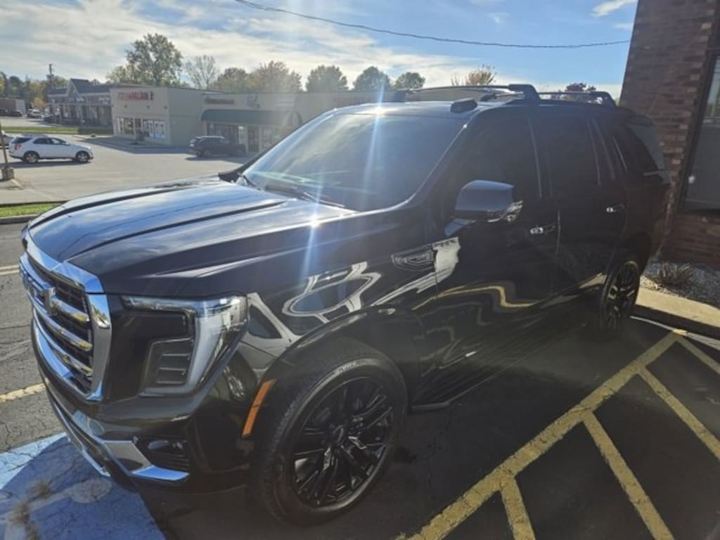 Used 2025 GMC Yukon Elevation SUV