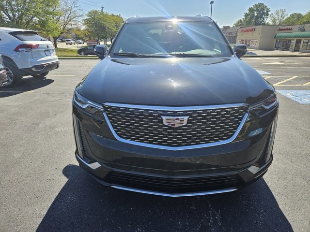 2023 Cadillac XT6 Premium Luxury photo 2