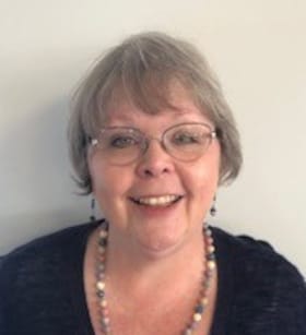 Staff member Debbie Baker from ID_14eee4dc0146