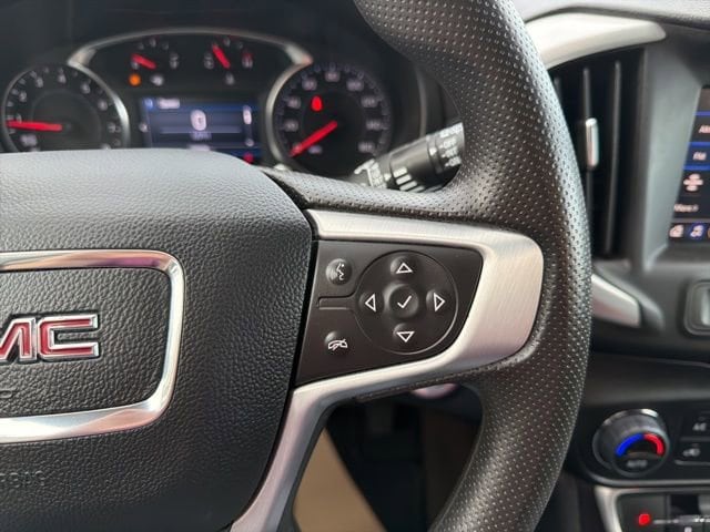 2023 GMC Terrain SLE - Photo 25
