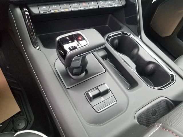 2026 GMC Sierra 1500 AT4X - Photo 11