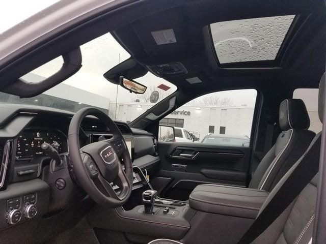 2026 GMC Sierra 1500 AT4X - Photo 8