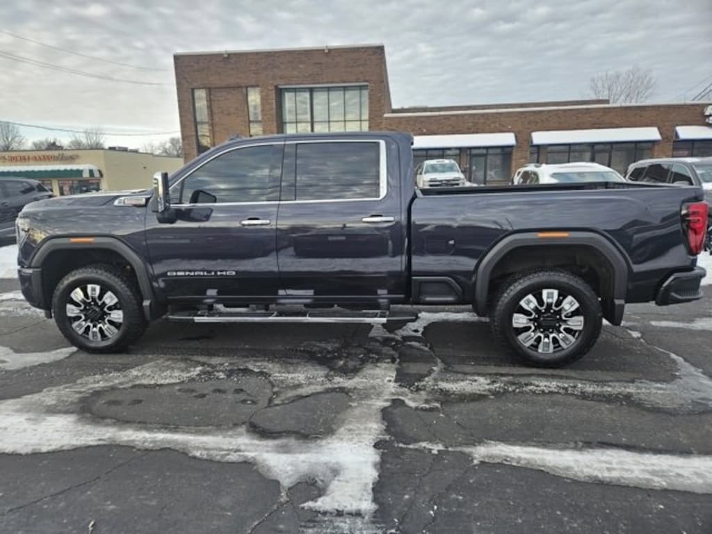 Certified 2025 GMC Sierra 2500 HD Denali Truck Crew Cab