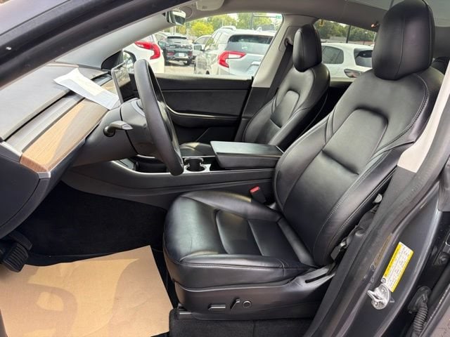 2021 Tesla Model Y Long Range - Photo 12