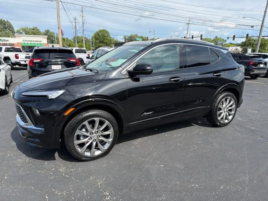 Used 2024 Buick Encore GX Avenir SUV