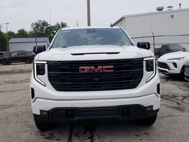 2026 GMC Sierra 1500 Elevation - Photo 2