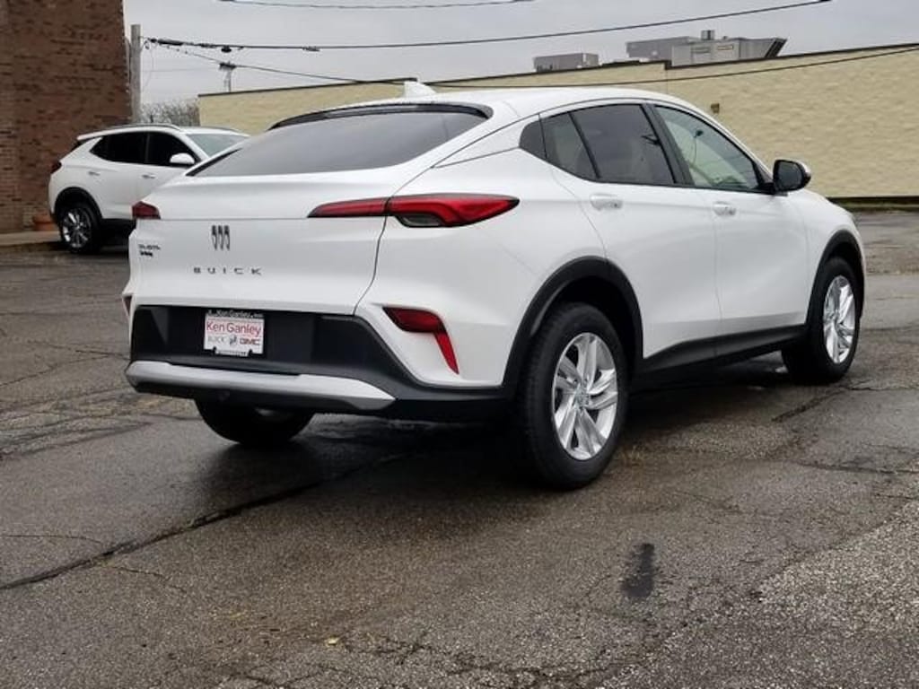 New 2026 Buick Envista Preferred SUV