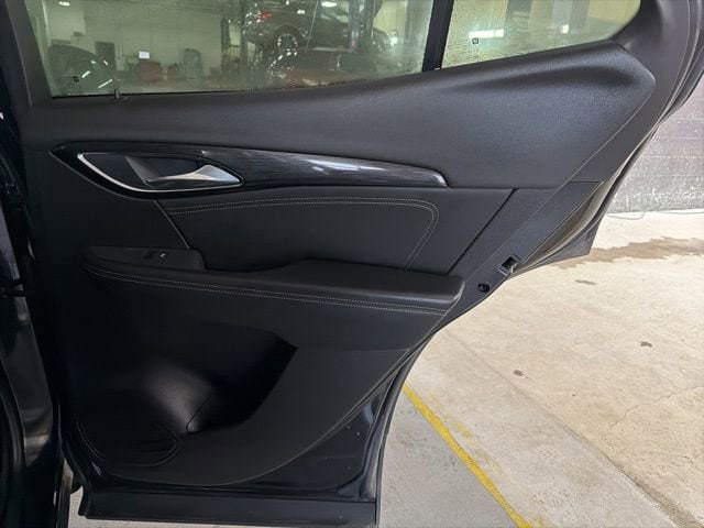 2023 Buick Envision Essence - Photo 17