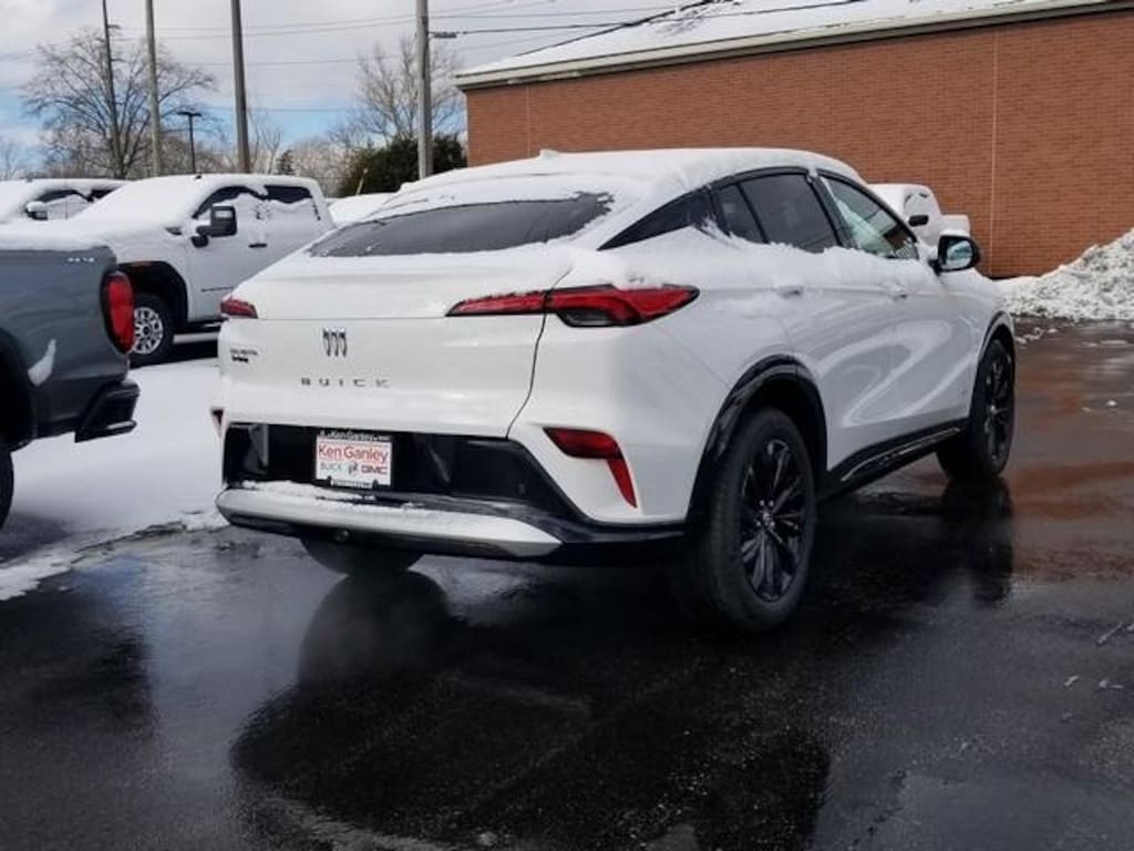 New 2026 Buick Envista Sport Touring SUV