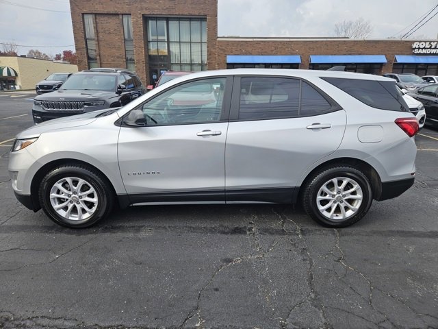 2020 Chevrolet Equinox LS photo 4