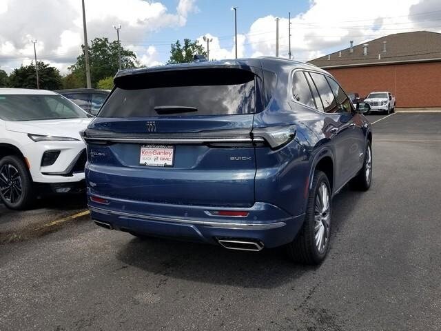 2026 Buick Enclave Avenir photo 3
