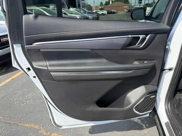 2026 Buick Enclave Sport Touring - Photo 13