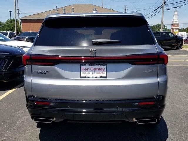 2026 Buick Enclave Sport Touring photo 4