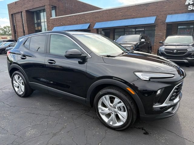 2024 Buick Encore GX Preferred's photo