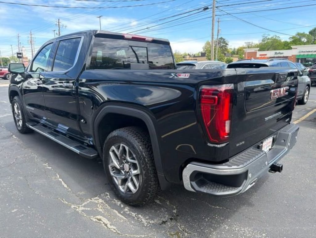Used 2026 GMC Sierra 1500 SLT Truck Crew Cab