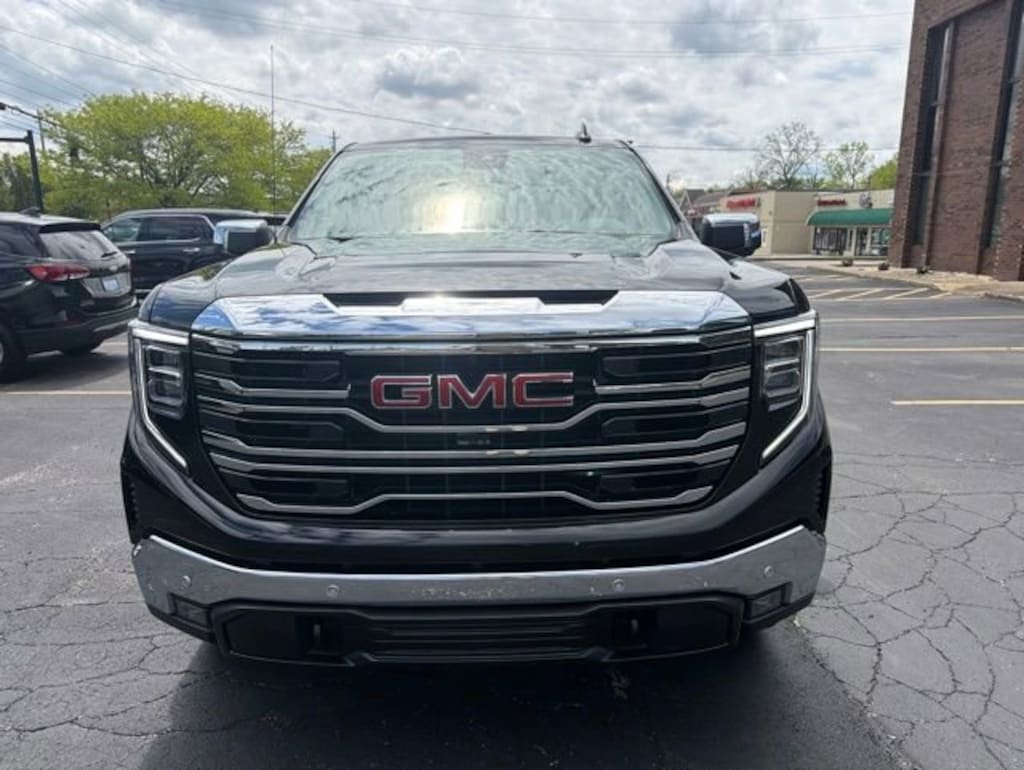 Used 2026 GMC Sierra 1500 SLT Truck Crew Cab