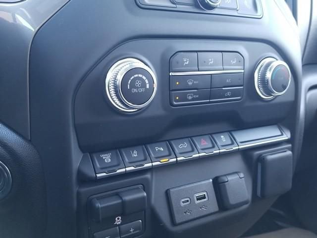 2026 GMC Sierra 2500HD Pro - Photo 11
