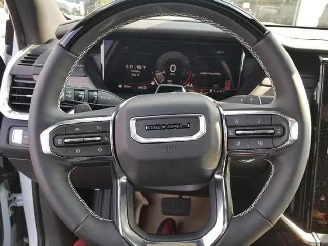 2026 GMC Acadia Denali - Photo 15