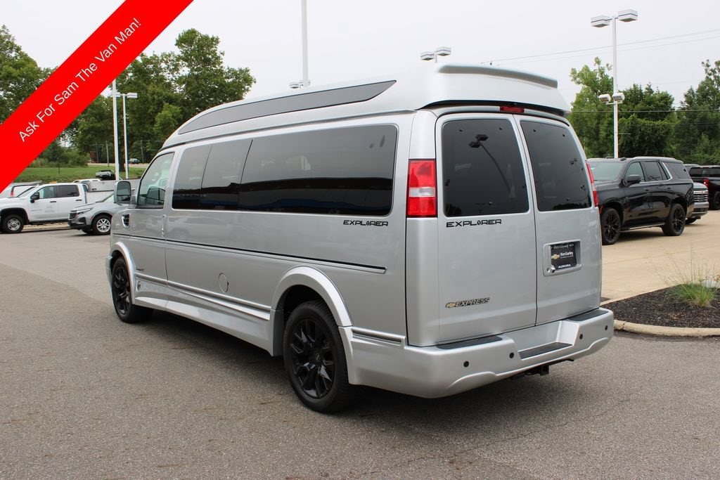 2026 Chevrolet Express Cargo Work Van - Photo 27