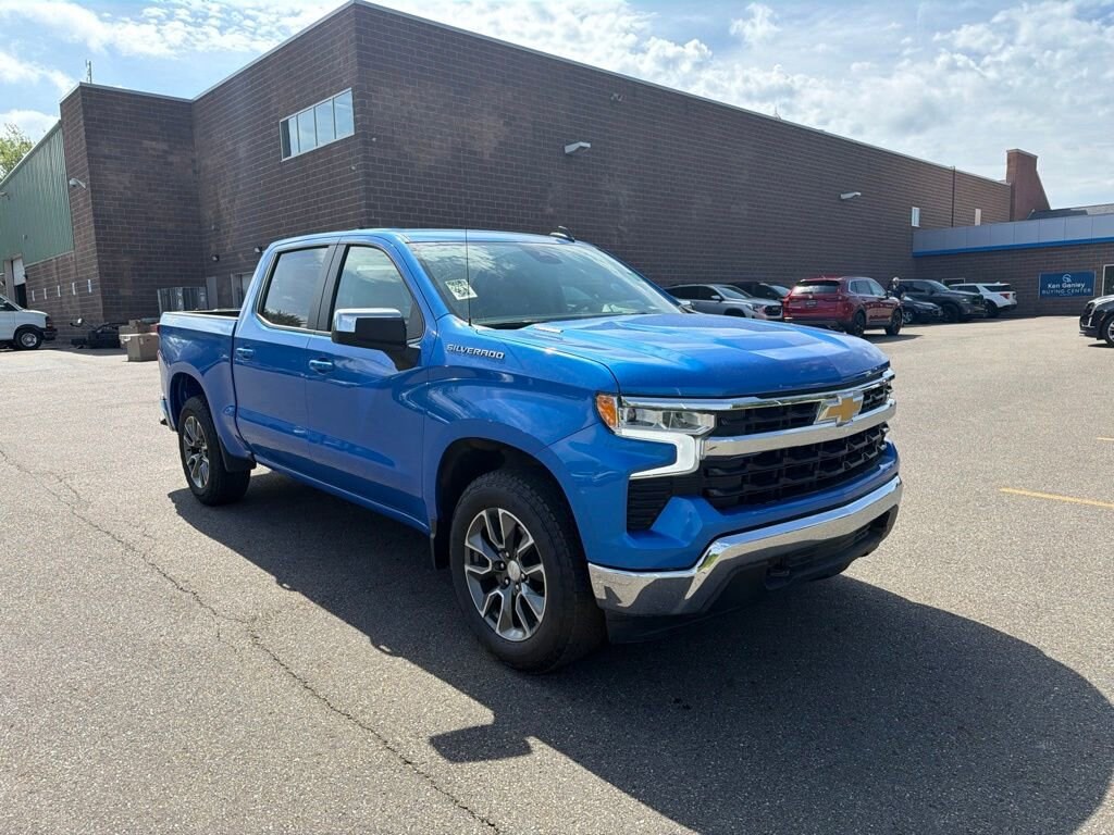 Used 2025 Chevrolet Silverado 1500 LT (2FL) Truck Crew Cab