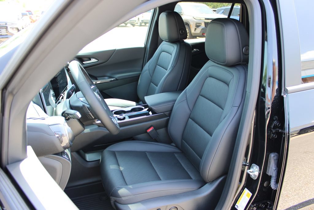 2026 Chevrolet Equinox LT - Photo 13