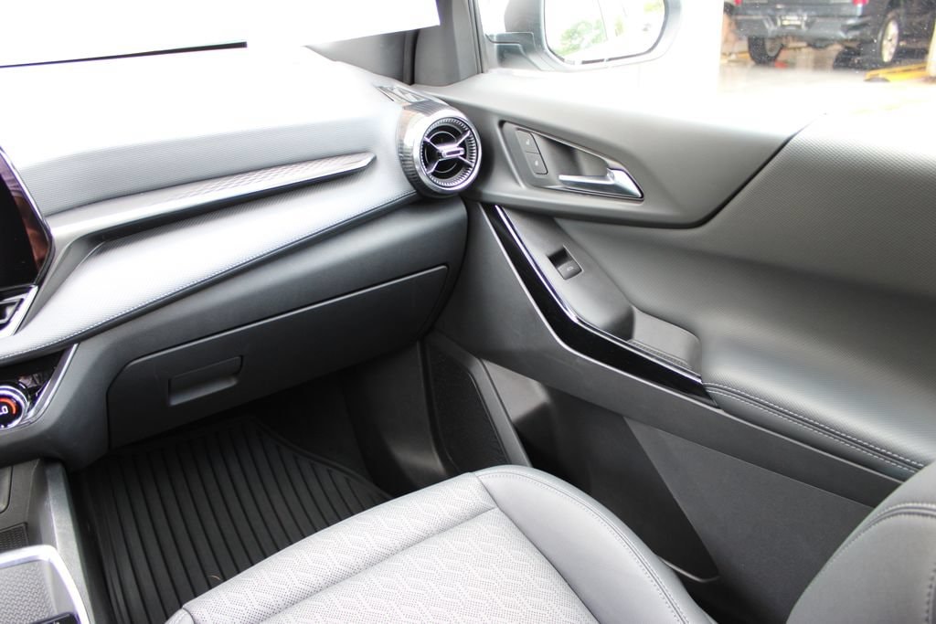 2025 Chevrolet Equinox LT - Photo 44