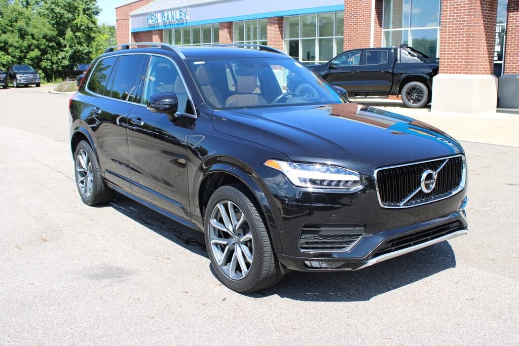 Used 2019 Volvo XC90 T6 Momentum SUV