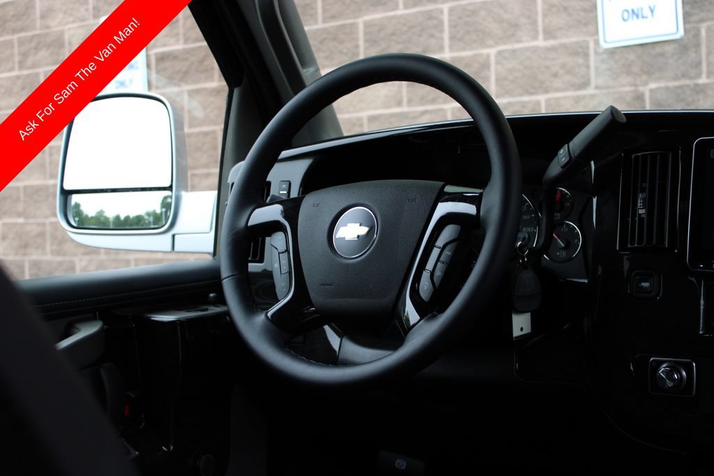 2026 Chevrolet Express Cargo Work Van - Photo 48