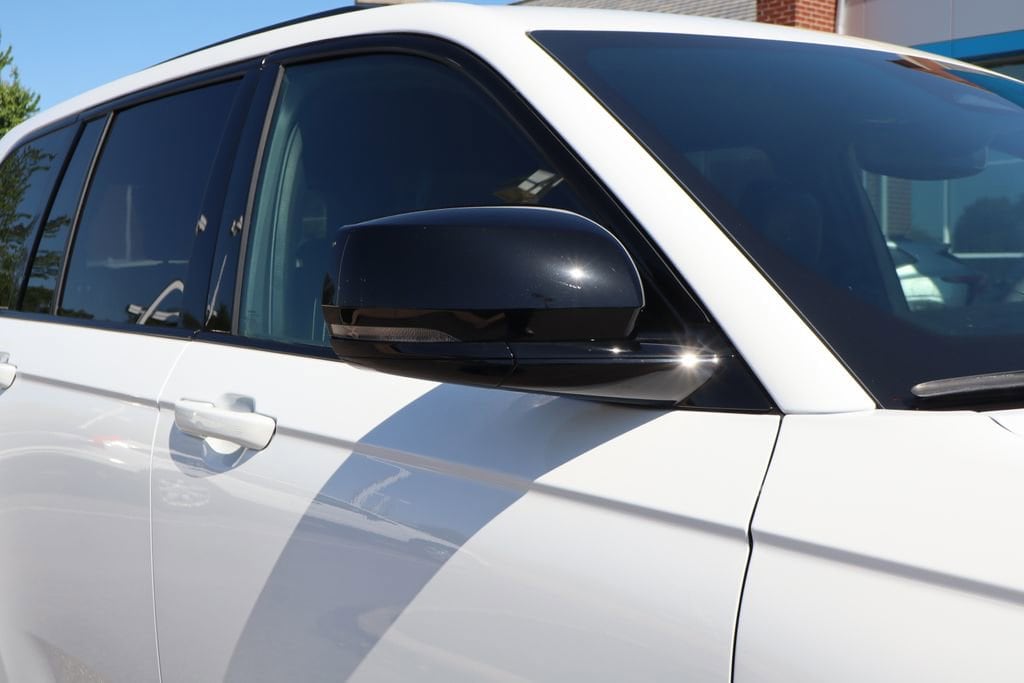 Used 2024 Jeep Grand Cherokee Altitude 4x4 SUV