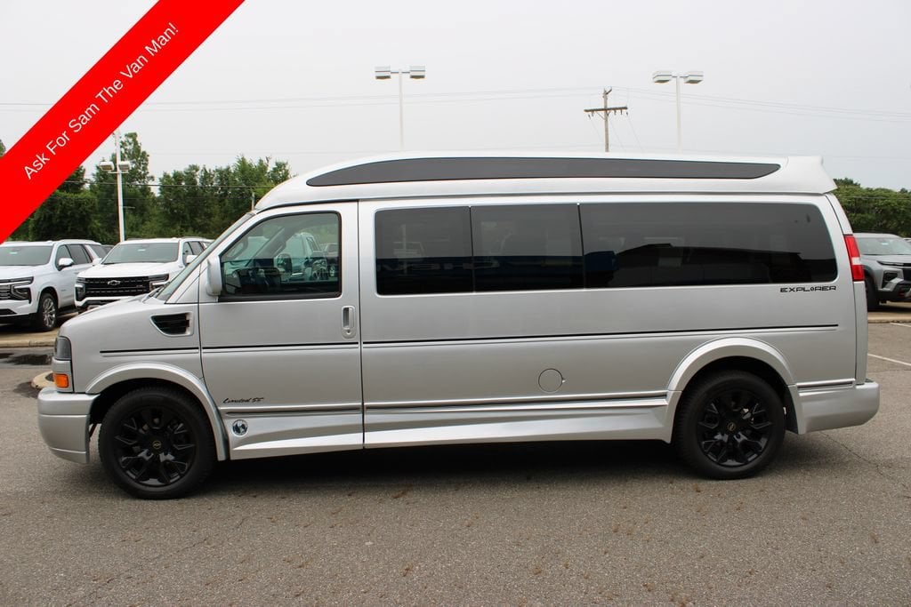 2026 Chevrolet Express Cargo Work Van - Photo 25