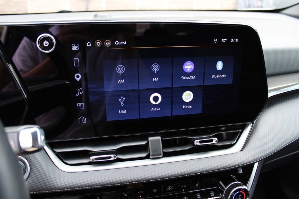2025 Chevrolet Equinox LT - Photo 22