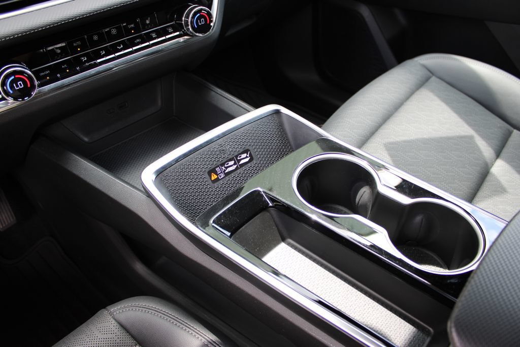 2025 Chevrolet Equinox LT - Photo 26