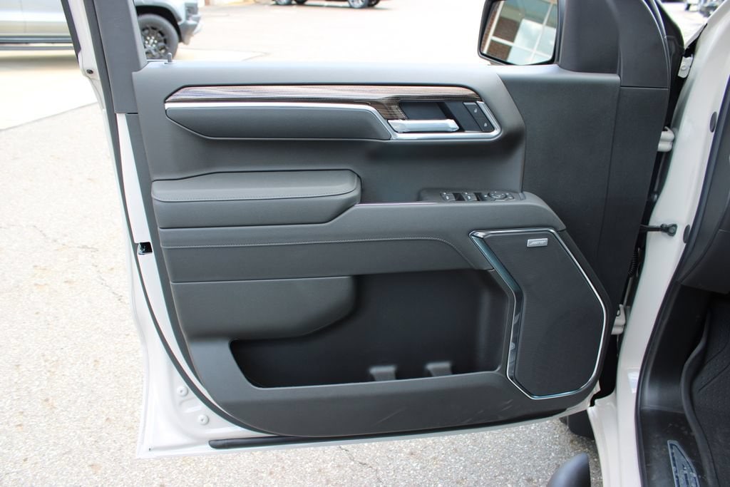 2026 Chevrolet Silverado 1500 RST - Photo 14
