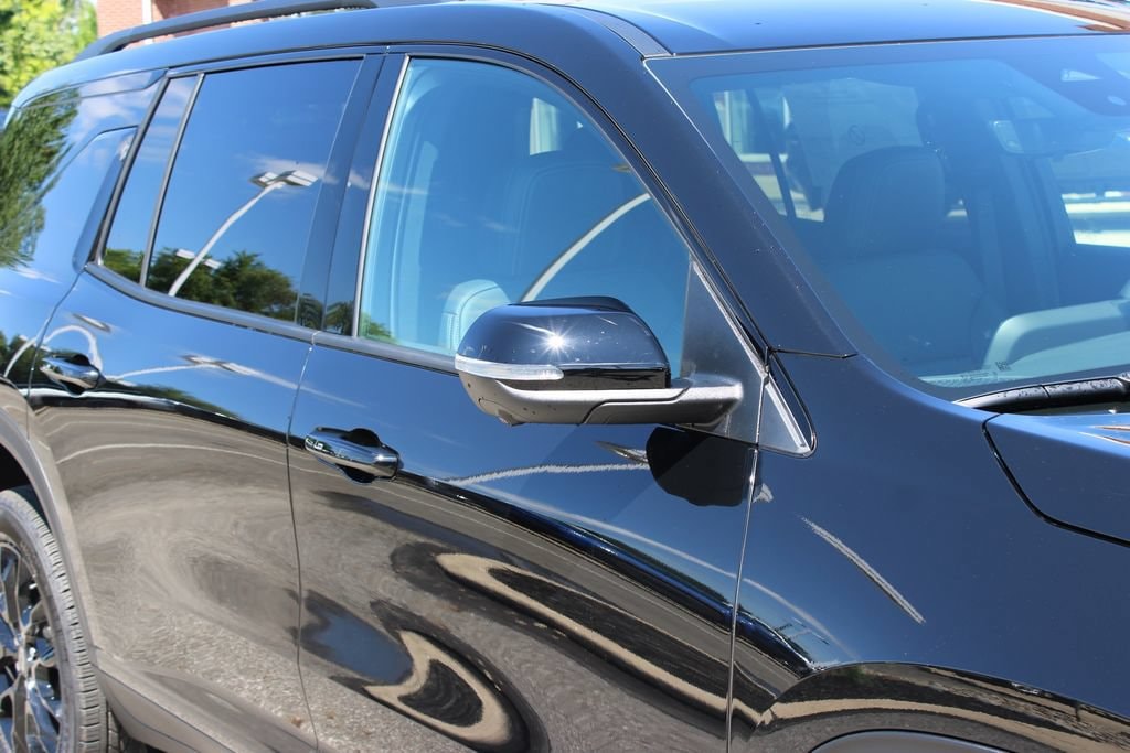 New 2026 Chevrolet Traverse LT SUV
