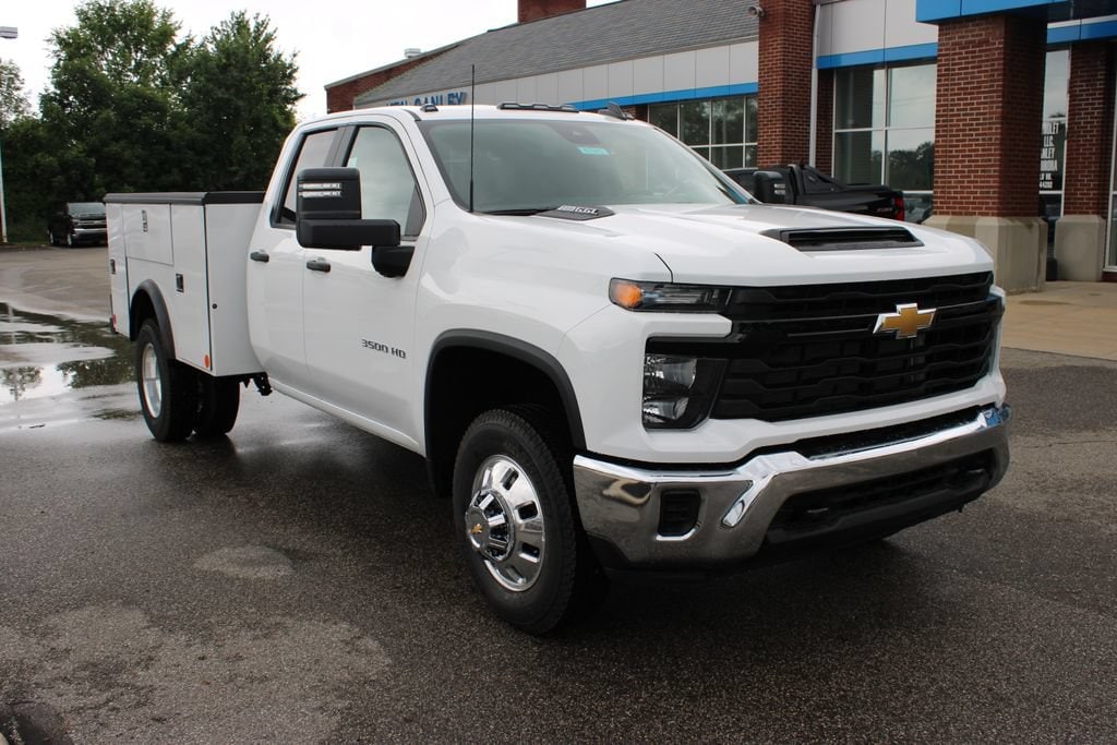New 2026 Chevrolet Silverado 3500 HD WT DRW Truck
