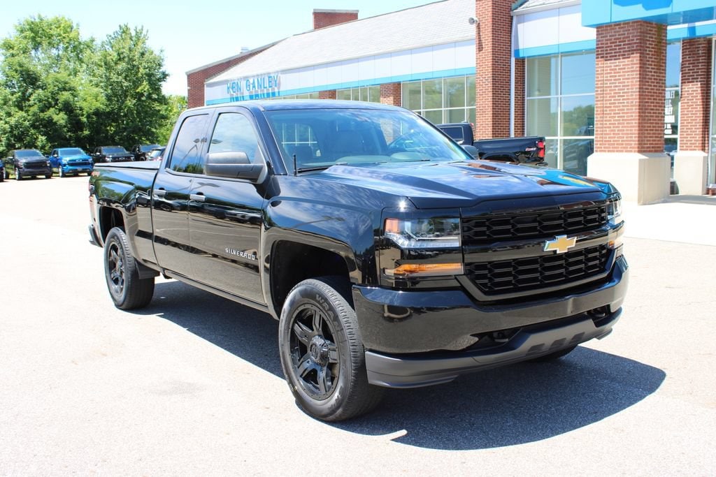 Used 2017 Chevrolet Silverado 1500 Custom Truck Double Cab